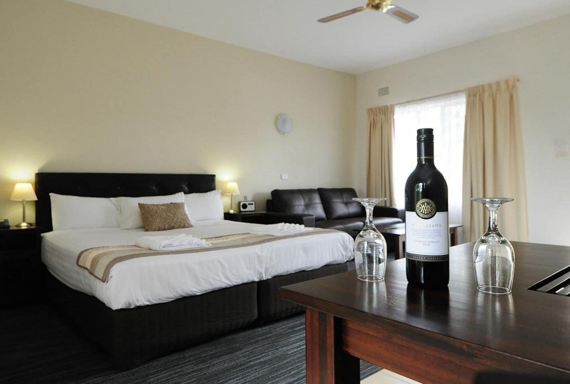 קופס הארבור Sanctuary Resort Motor Inn מראה חיצוני תמונה