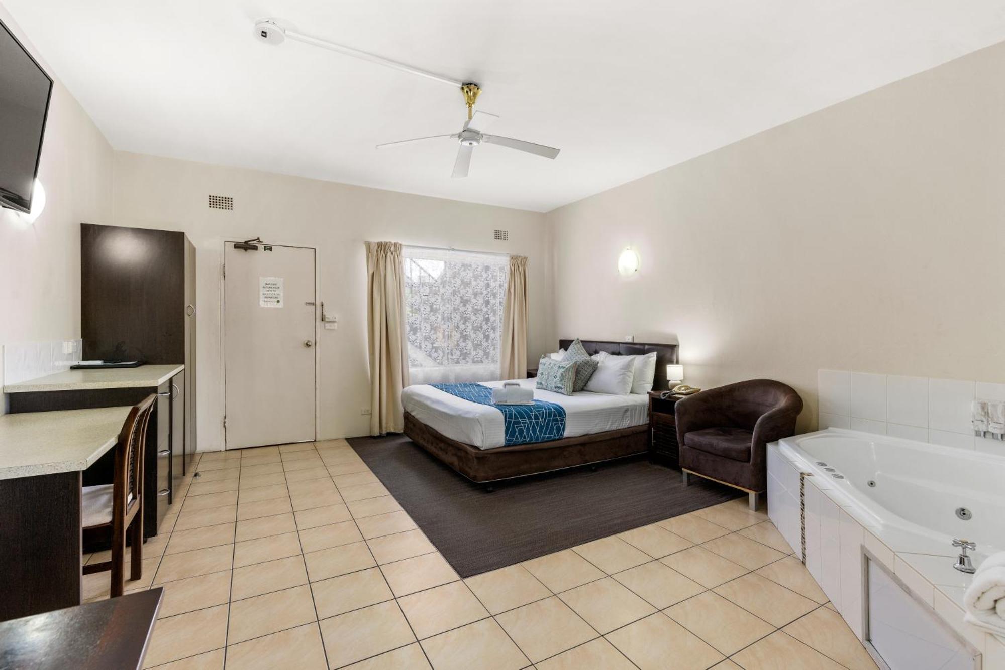 קופס הארבור Sanctuary Resort Motor Inn מראה חיצוני תמונה